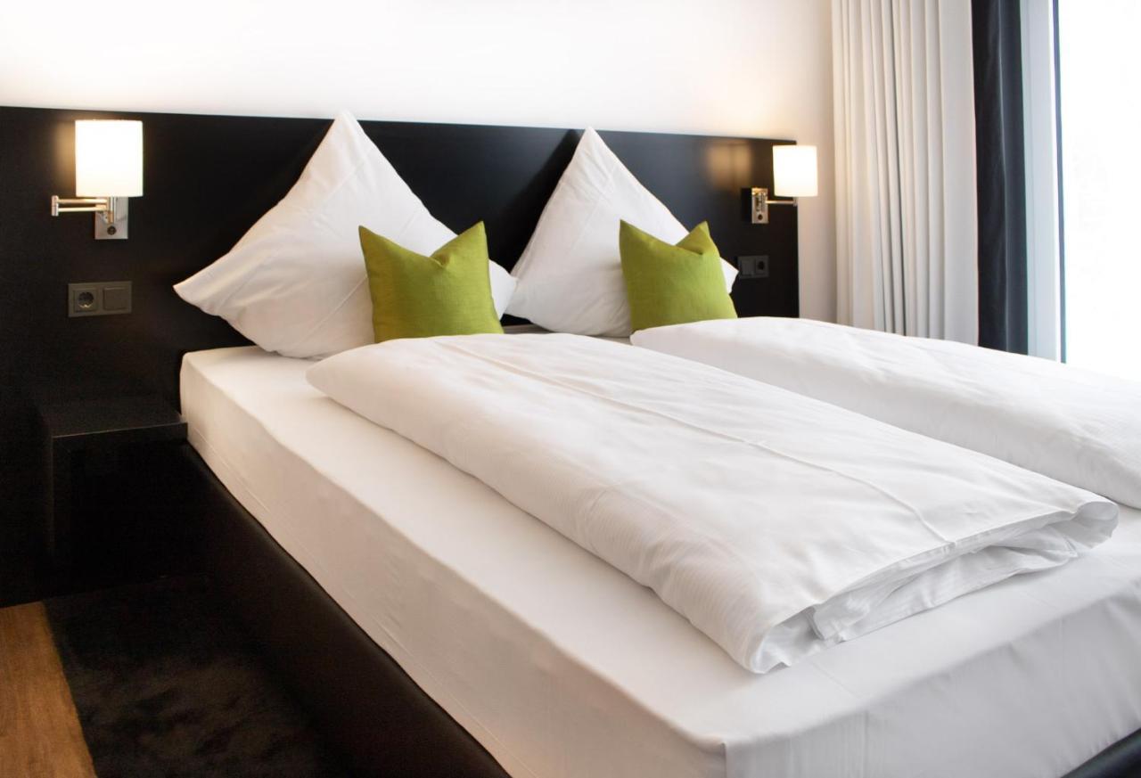 Lgo Hotel By Wmm Hotels Lemgo Exteriör bild